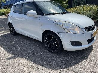Suzuki Swift 1.2 5drs picture 2
