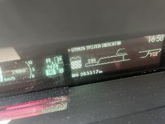 Toyota Prius 1.8 hybrid picture 12
