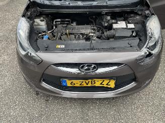 Hyundai Ix20 1.4 airco picture 8