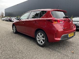 Voiture accidenté Toyota Auris 1.8 hybrid 2015/10