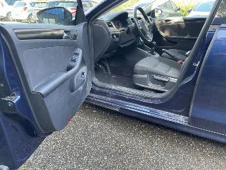 Volkswagen Jetta 1.6 tdi 77kw picture 11