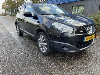 uszkodzony samochody osobowe Nissan Qashqai 2.0 aut 2010/10
