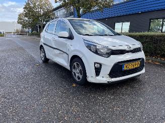 Kia Picanto 1.0 5drs airco picture 2