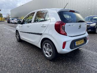 Coche accidentado Kia Picanto 1.0 5drs airco 2017/12