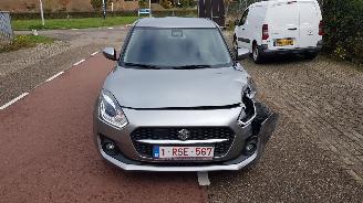 Suzuki Swift HYBRID picture 5