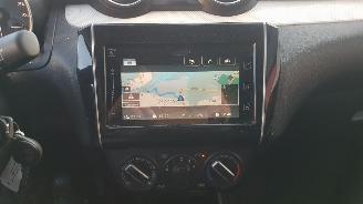 Suzuki Swift  picture 14