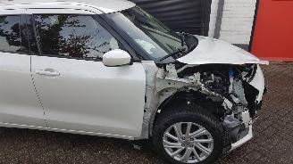 Suzuki Swift  picture 5