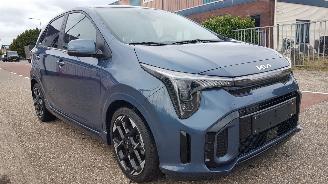 Damaged car Kia Picanto AUTOMAAT  GT-LINE 2025/1