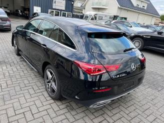 Vaurioauto  passenger cars Mercedes Cla-klasse 250E Shooting brake AMG Sport - Ambiente 2020/12
