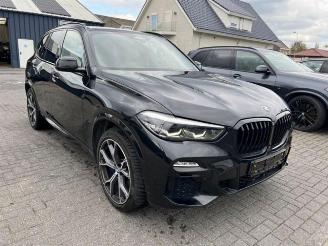 Käytettyjen passenger cars BMW X5 xDrive 30d 195KW M Sport Hud Sport-Ausp 2019/3