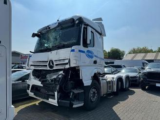 dommages camions /poids lourds Mercedes   2023/1