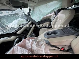 Land Rover Defender 90 P400 First Edition Run Roof picture 18