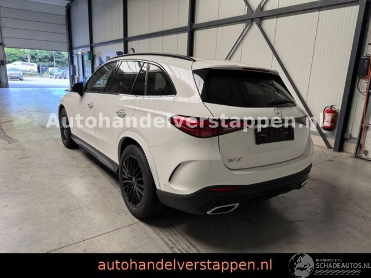 Mercedes GLC 300d 4Matic AMG Sport 9G-TRONIC Panorama