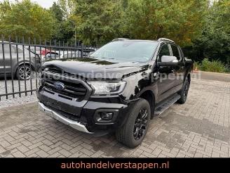 krockskadad bil auto Ford Ranger Wildtrak Doppelkabine 4x4 Automaat 2023/4