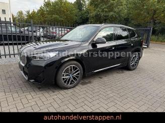 BMW iX1 20 eDrive M Sportpaket Leder LED Navi+ picture 6