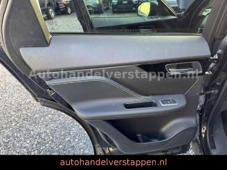 Jaguar F-Pace R-Sport D180 20D AWD picture 17