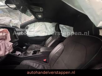 Volvo XC40 T3 R Design Sport 120KW Leder Navi picture 13
