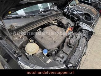Volvo XC40 T3 R Design Sport 120KW Leder Navi picture 9