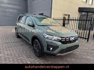 Unfallwagen Dacia Jogger Expression 81 kW TCE Navi LED 2025/2