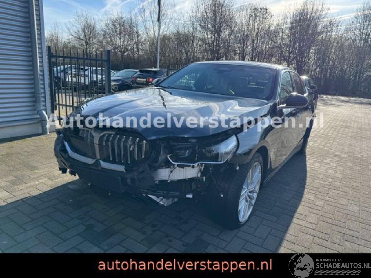 BMW i5 Limousine 40 eDrive 250KW Cockpit Plus Panora