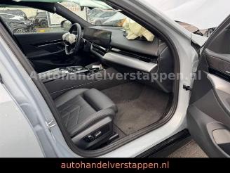 BMW 5-serie d M Sport Pro Paket  145KW M Brooklyn Grau picture 23
