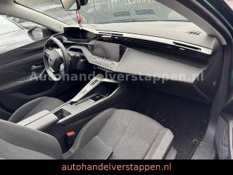 Peugeot 308 III SW Active Pack 1.5HDI 96KW picture 16