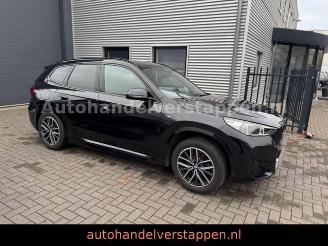 BMW X1 18i sDrive M Sport Automatik Leder LED picture 9