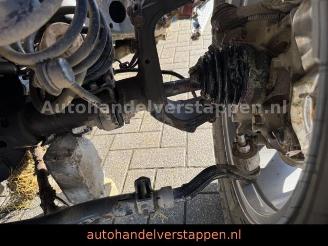 Jeep Wrangler Unlimited Plug-In Hybrid Sahara picture 21