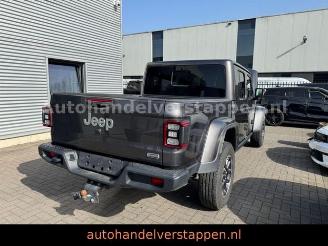 Schadeauto Jeep Gladiator Overland 4WD Launch Edition 2022/2