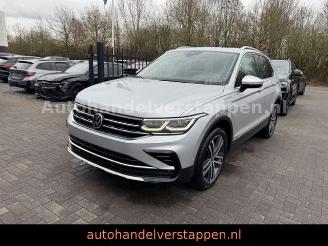 Vaurioauto  passenger cars Volkswagen Tiguan Elegance eHybrid Panorama 2021/4