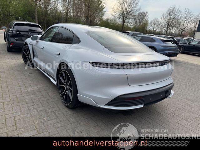 Porsche Taycan Sport 93KWH Sport-Design-Paket