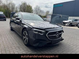 skadebil auto Mercedes E-klasse 450d 4Matic Avantgard Advancd Panorama 2024/6