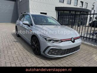 skadebil auto Volkswagen Golf VIII Lim. GTI DSG 180KW ''Mondsteingrau'' 2023/10