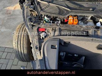 Porsche Taycan 350KW Panorama Leder CAM 93KWH picture 28