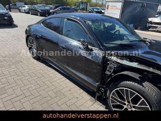 Porsche Taycan Sport Chrono Bose ACC GlasDach 93KWH picture 6
