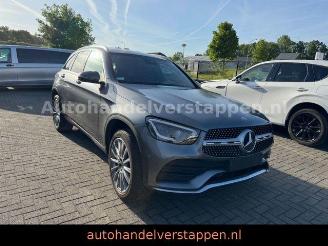 Unfallwagen Mercedes GLC 300e 235KW 4Matic AMG Sport 2021/9