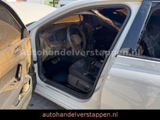 Volkswagen Taigo R-Line DSG TSI IQ.DRIVE-Paket picture 26