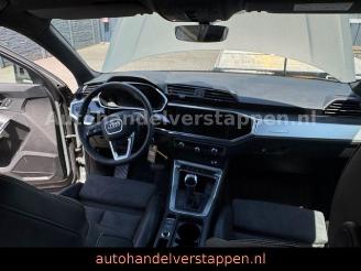 Audi Q3 35 TFSI S-Tronic S line Panorama picture 31