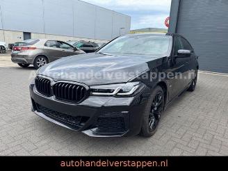 Schadeauto BMW 5-serie e M Sport 215KW LED Harman SHT 2021/10