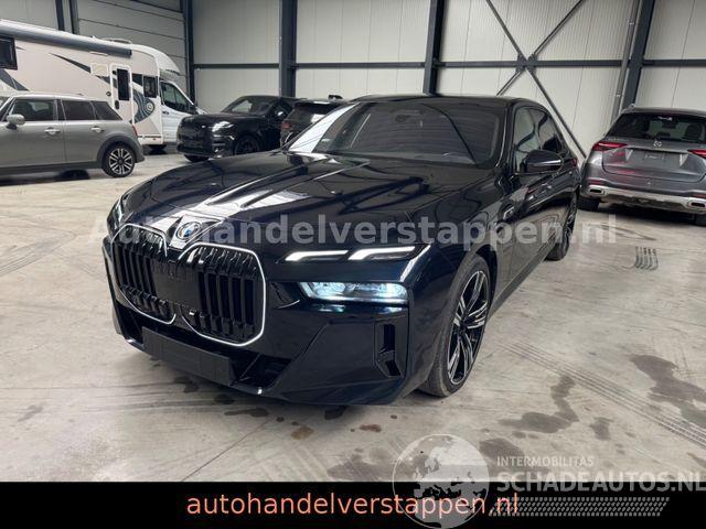 BMW 7-serie 