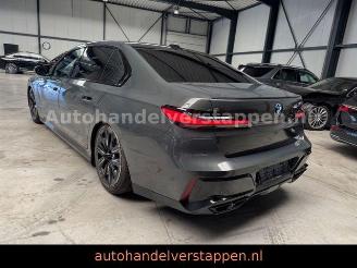 BMW M7 60e xDrive 420KW M Performance VOLL picture 2