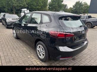 BMW 2-serie 18d Active Tourer Automatic 7V .0L Diesel picture 2
