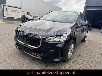 uszkodzony samochody osobowe BMW 2-serie 18d Active Tourer Automatic 7V .0L Diesel 2024/3