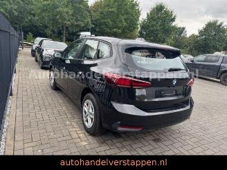BMW 2-serie 18d Active Tourer Automatic 7V .0L Diesel picture 3