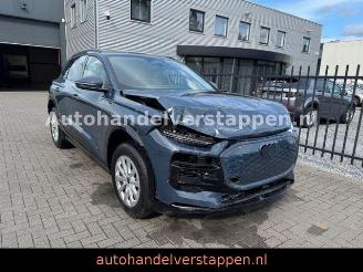 Auto incidentate Audi Q6 e-tron 185 kW 83KWH NAVI LEDER LED AHK 2025/7