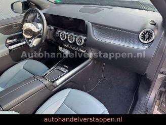 Mercedes GLA 250e Progressive Night-Paket Navi Leder picture 16
