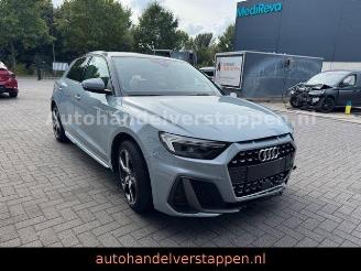 krockskadad bil auto Audi A1 Sportback 30 TFSI S line 2024/9