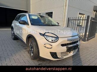  Fiat 600 Hybrid 1.2 Hybrid DCT  Automatik 2025/6