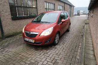 krockskadad bil auto Opel Meriva 1.4 Turbo Berlin 2014/3