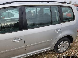 Volkswagen Touran Touran (1T1/T2), MPV, 2003 / 2010 1.6 FSI 16V picture 11